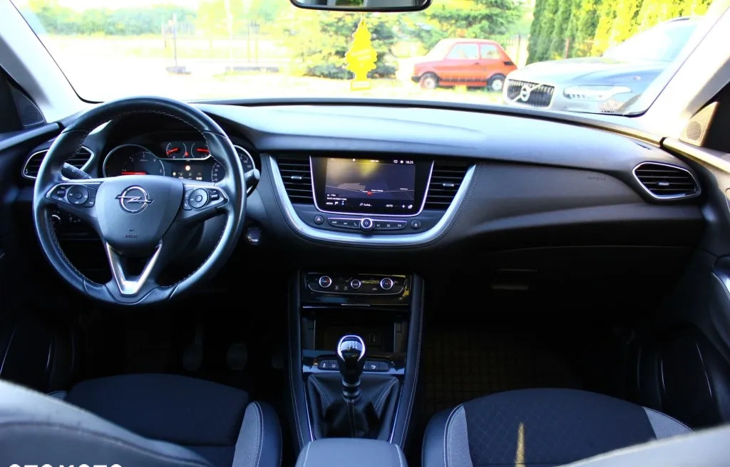Opel Grandland X cena 69900 przebieg: 145000, rok produkcji 2018 z Barwice małe 781